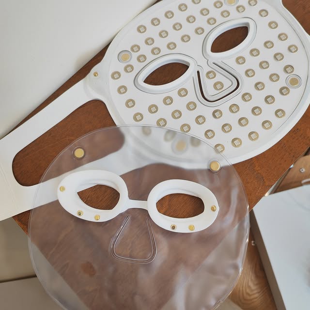 LED Infraröd Mask: Vit