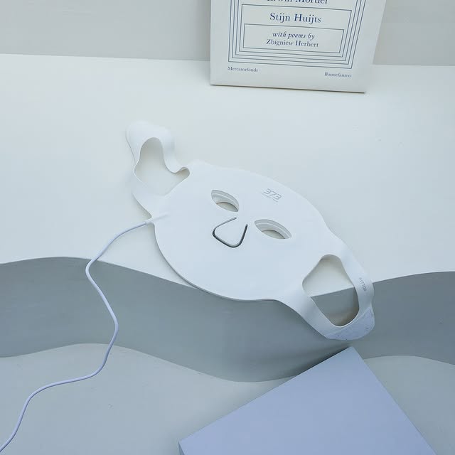 LED Infraröd Mask: Vit